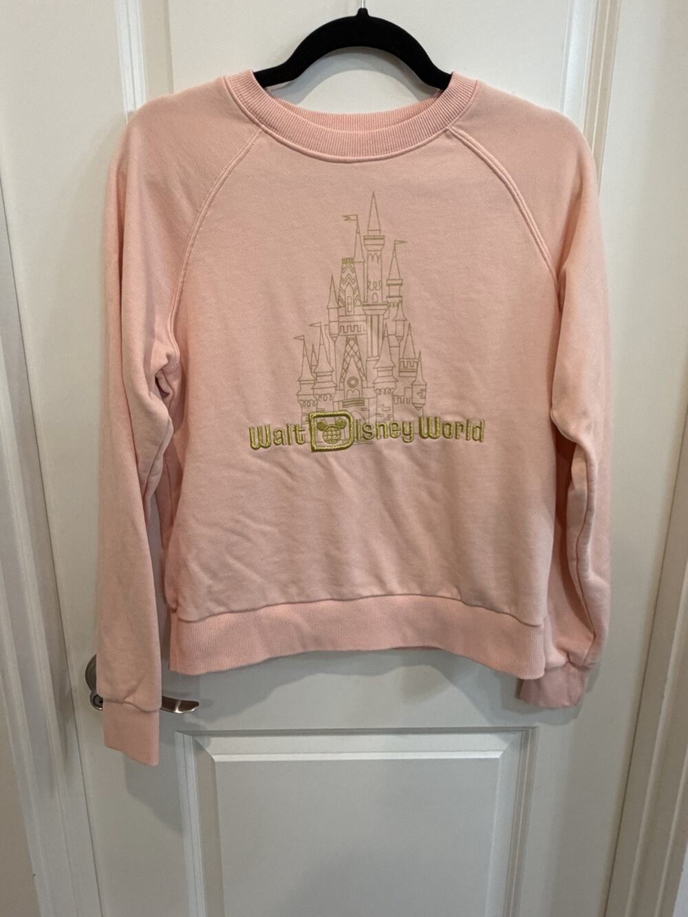 Disney Disneyworld Pink Crewneck Fleece Sweatshirt Embroidered Logo Graphic S